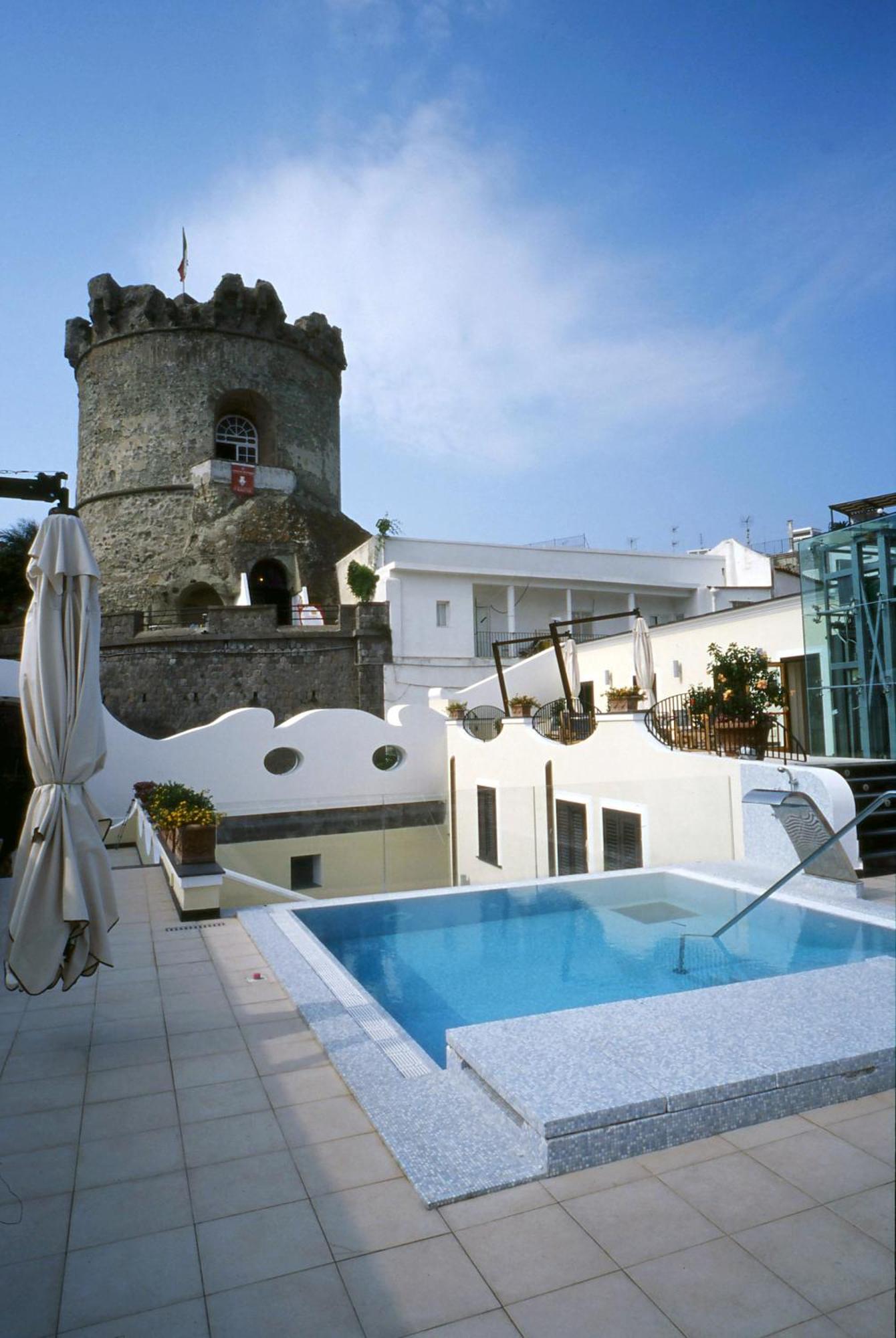 Hotel Carolina
